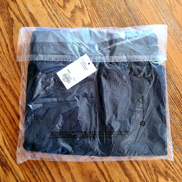 👀50% OFF🖤 NWT‼️ SO brand Juniors' Plus Size Belted Mini Skirt - Picture 7 of 8